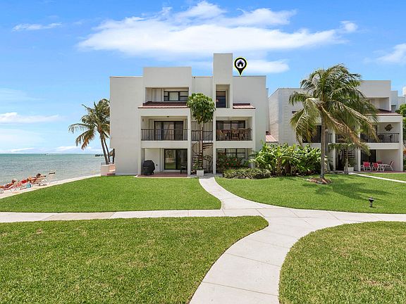 4th image of 601 W Ocean Dr APT 316-D