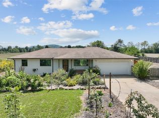 1711 E Wharton Rd, Lowell, AR 72745