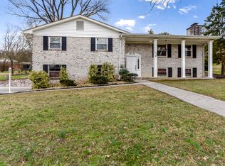 1335 Mimosa Dr, Louisville, TN 37777