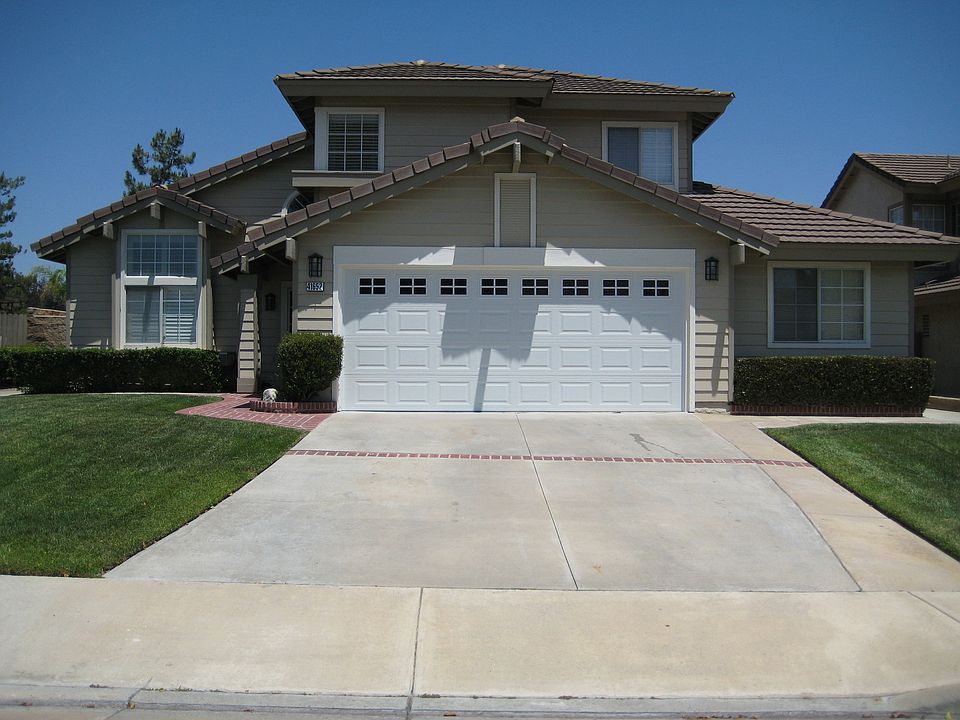 1st image of 41652 Avenida De La Reina