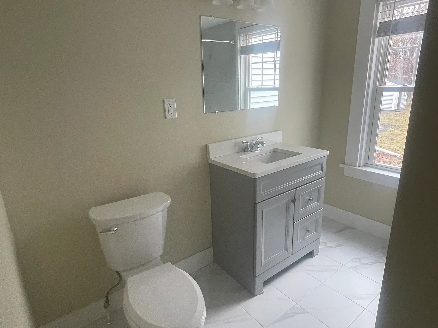 3 bed, 1496 sqft, $3,300 — Photo 1