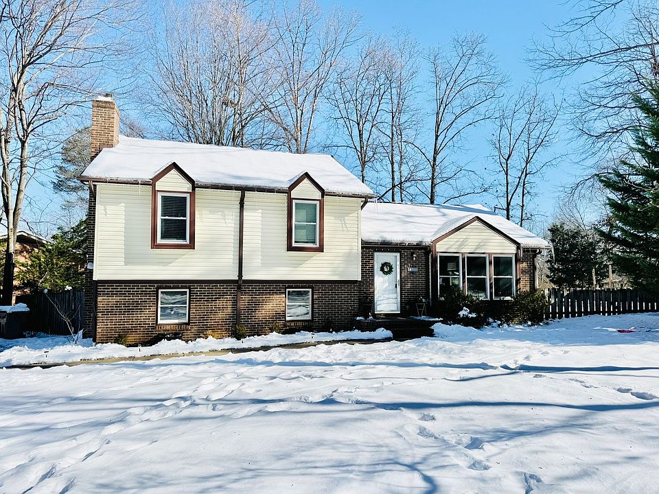 1st image of 1101 Harbour Dr