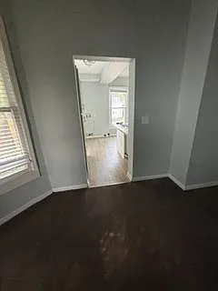 905 E Market St #3 — Photo 5
