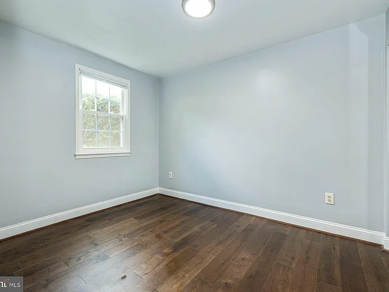702 Quince Orchard Blvd #P-2 — Photo 10