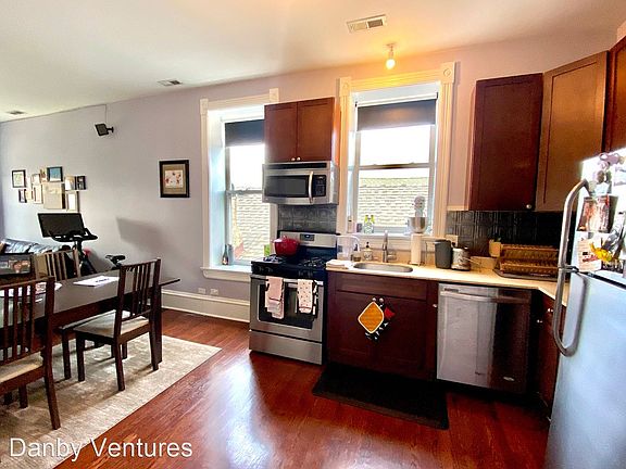 4th image of 1657 S Throop St #11298728