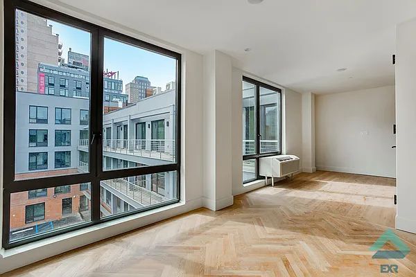 Rented by EXR | media 133