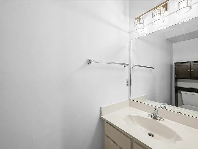7575 Cambridge St #1304 — Photo 19