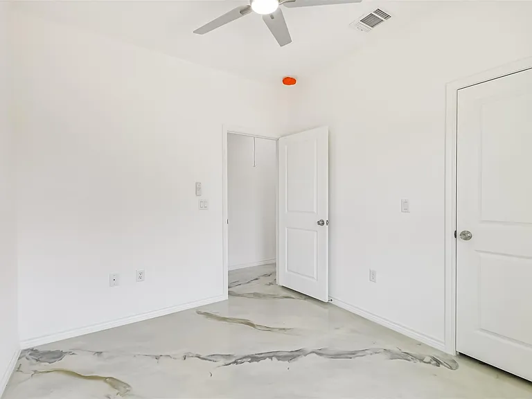 16922 W Forrestal — Photo 22