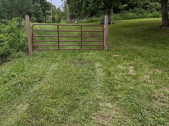 4th image of 47 Litteral Fork Rd