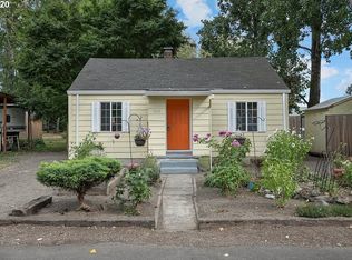 9408 NE Gertz Ct, Portland, OR 97211