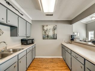 West Wind Apartments, Fort Worth, TX 76116