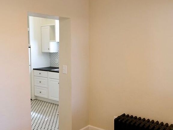 2nd image of 1021 N Ogden St #1