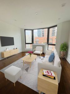 300 E 64th St APT 18B, New York, NY, 10065