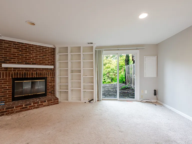 14488 Black Horse Ct — Photo 28