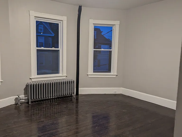 77 Bowdoin Ave — Photo 3
