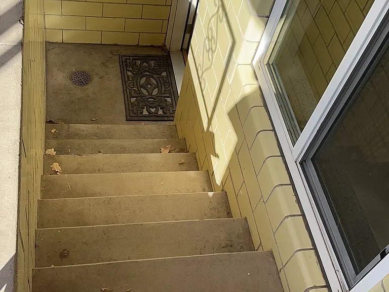 2200 S Ogden St — Photo 10