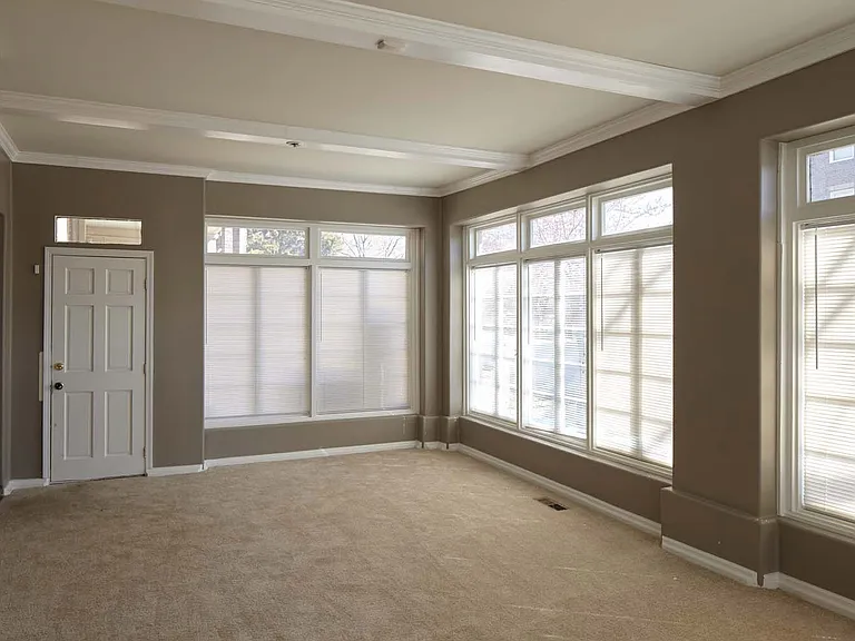 Dining/Living room