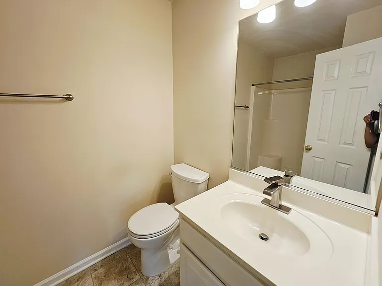 3704 Cotswold Ter #3A — Photo 12