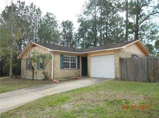 2301 Prince George Dr, Gautier, MS 39553