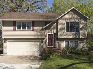 4106 Lake Dr, Robbinsdale, MN 55422