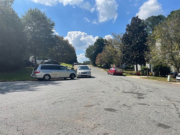 5th image of 1230 Woodstream Dr