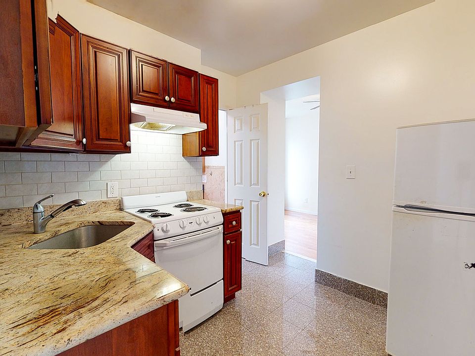 1st image of 301 E 85th St APT 12-A