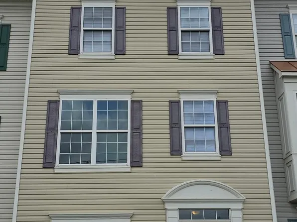 45 Battalion Ct, Bunker Hill, WV 25413