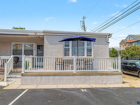 3rd image of 9609 Ventnor Ave APT C9