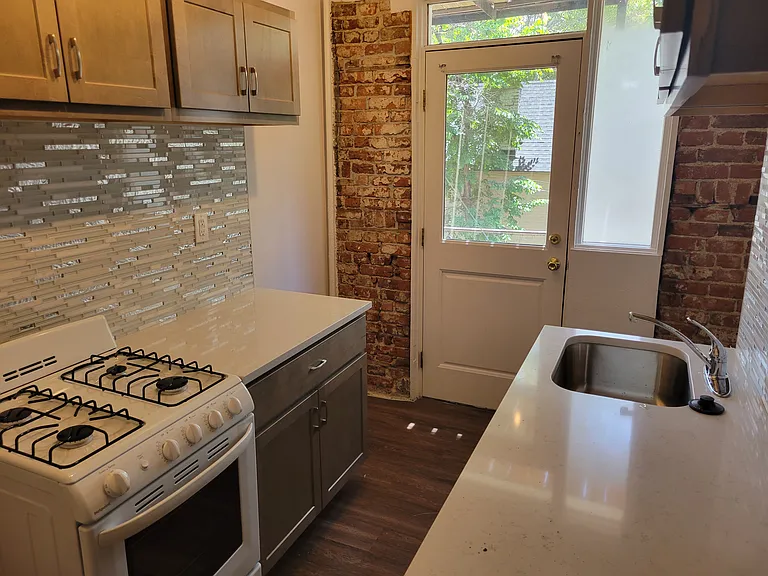 1560 N Lafayette St #1 — Photo 3