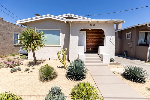 7832 Weld St Photo 1