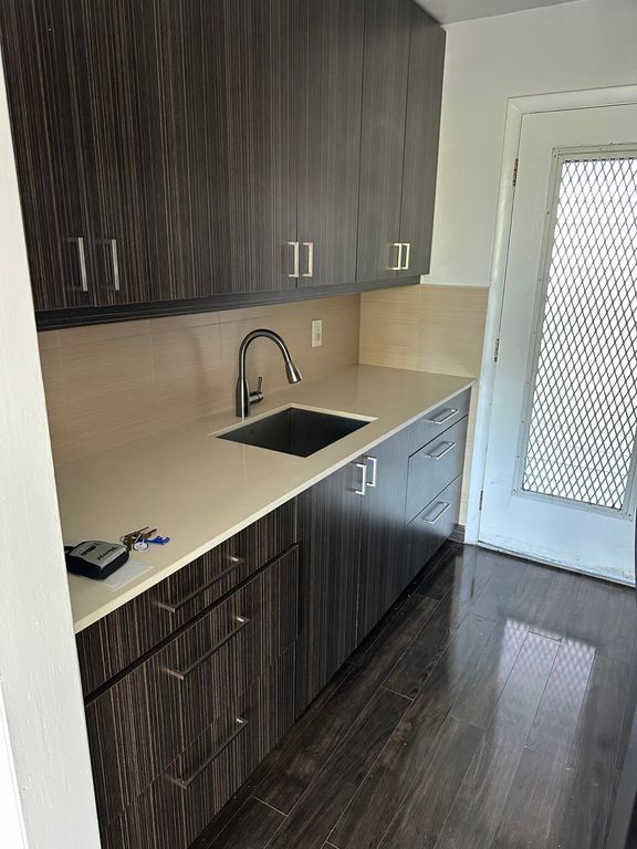 1480 E Sample Road #207, photo 3