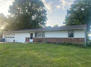 1208 Thompson St, Excelsior Springs, MO 64024