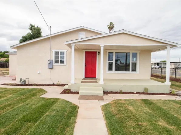 4010 W San Joaquin Dr, Atwater, CA 95301