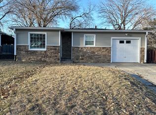 5830 Gillan Rd, Lincoln, NE 68505