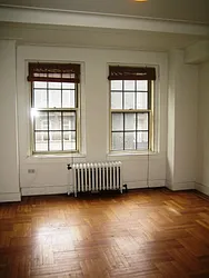 Rented by Siderow Residential Group