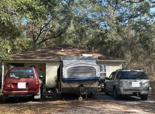 137 Choctaw Rd, Crawfordville, FL 32327