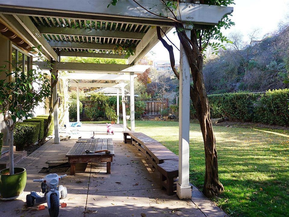 2nd image of 1960 Spanish Bay Ct