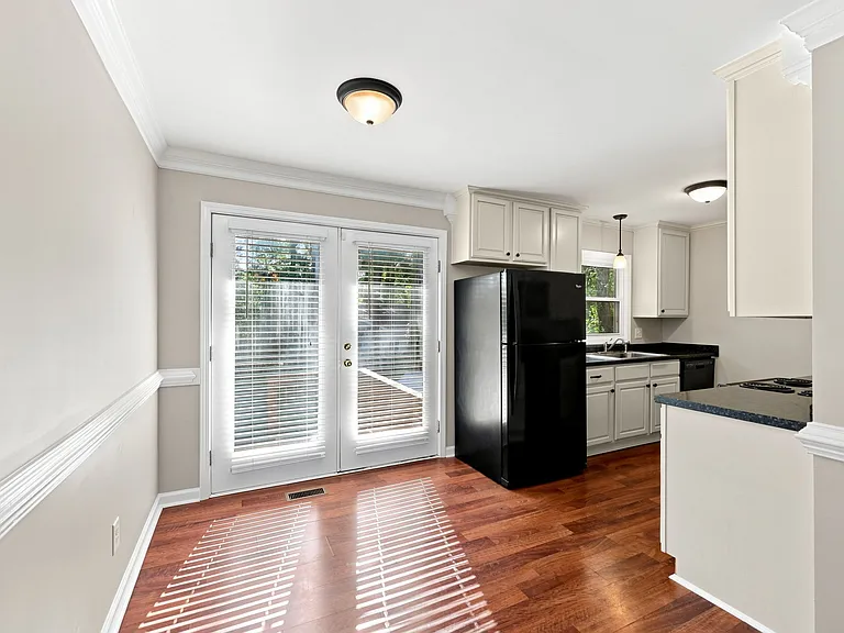 516 Keith St — Photo 15