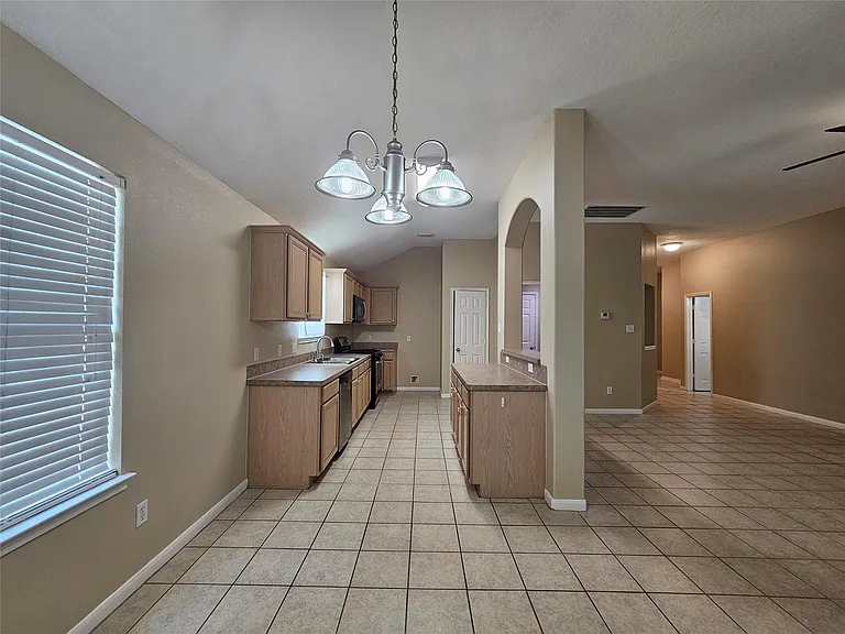1079 Shadow Glenn Dr — Photo 20