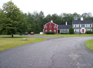 21 Village Dr APT 5, Manchester, ME 04351