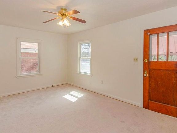 4th image of 3722 Zinsle Ave