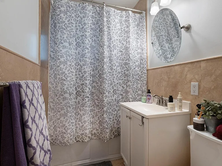 8315 SW 62nd Ct — Photo 16