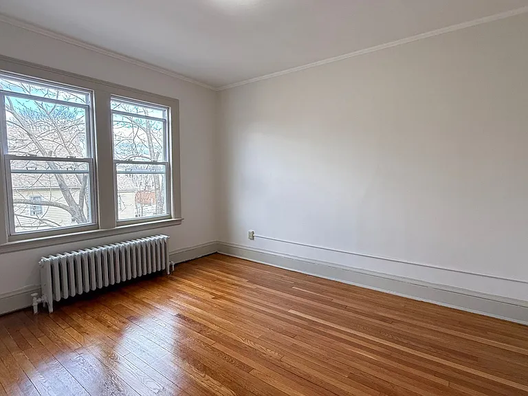 46 Grace St — Photo 30