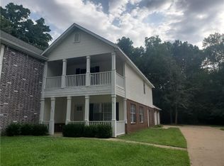 2130 E Cinnamon Way, Fayetteville, AR 72703