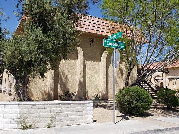 2nd image of 1601 Cordoba Ln