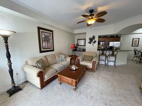 12935 Violino Ln