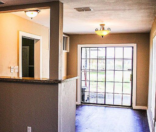 5th image of 4801 Prinston Dr