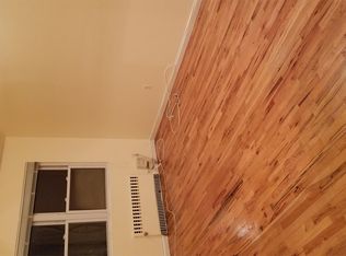 522 S 10th Ave, Mount Vernon, NY 10550