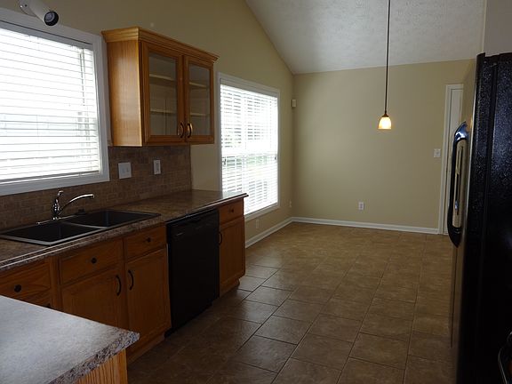 5th image of 2160 Laurel Pointe Ln