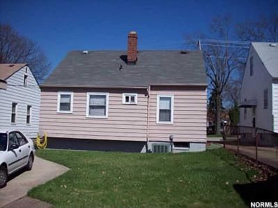 2nd image of 4452 Fulton Rd